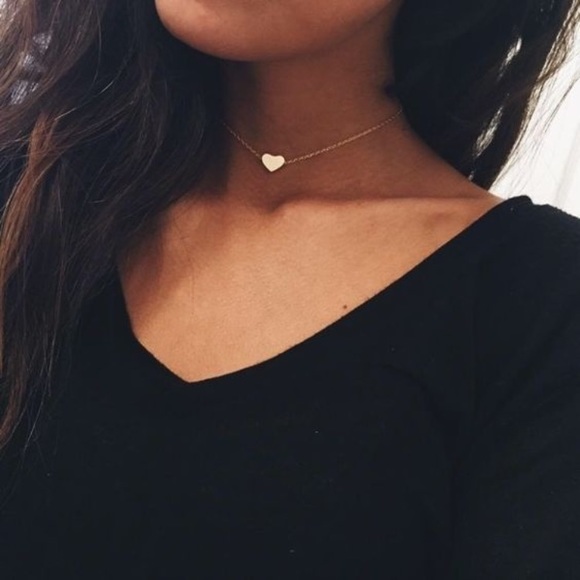 LAST ONE!•BEAUTIFUL•Gold Heart Necklace 💛 - Picture 3 of 8